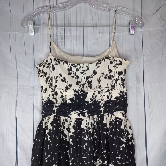 Ann Taylor 100% Silk Sleeveless Black and Cream Floral Dress Size 2 - Picture 8 of 11